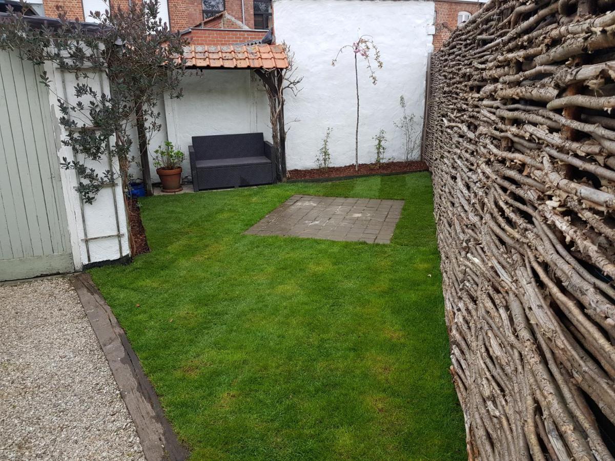 Villa Ypres Ramparts House Exterior foto